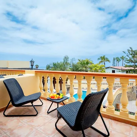 Luxury Luna With Private Heated Pool
