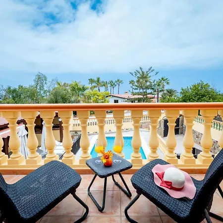 Luxury Luna With Private Pool * 칼라오살바헤