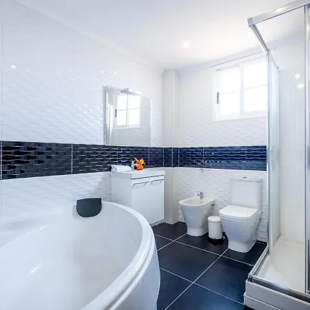 ヴィラ Luxury Luna With Private Pool *