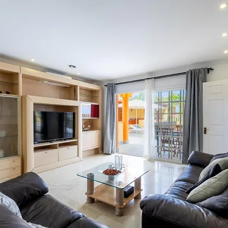 ヴィラ Luxury Luna With Private Pool *